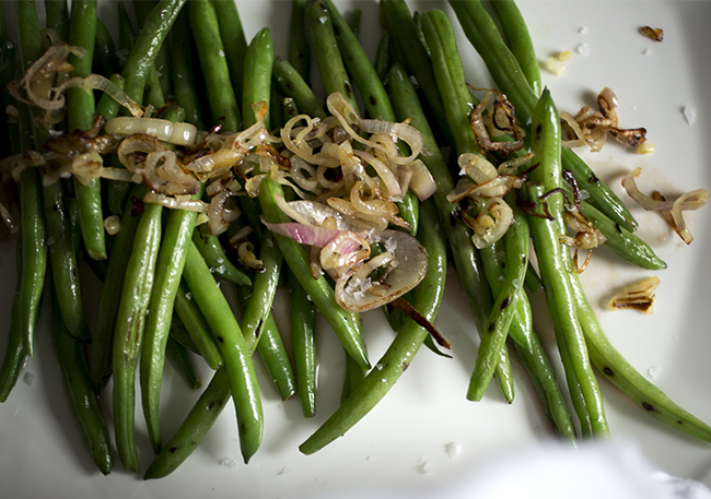 Sauteed String Beans with Vinegary Shallots - A Healthy Hunger
